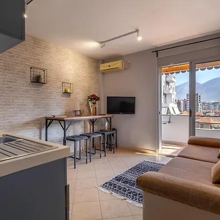 New Bazaar Apartment Tirana Exterior photo
